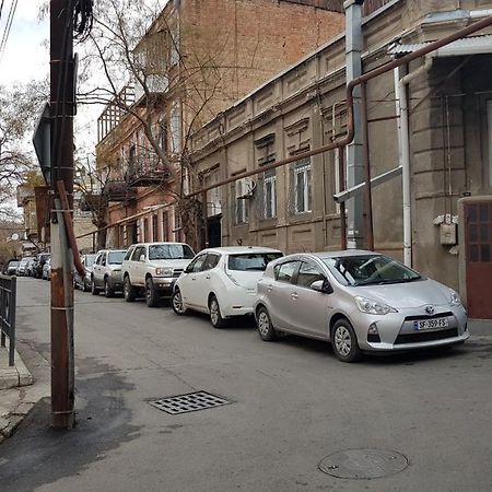 Cozy Apartment In Old Tbilisi Bagian luar foto